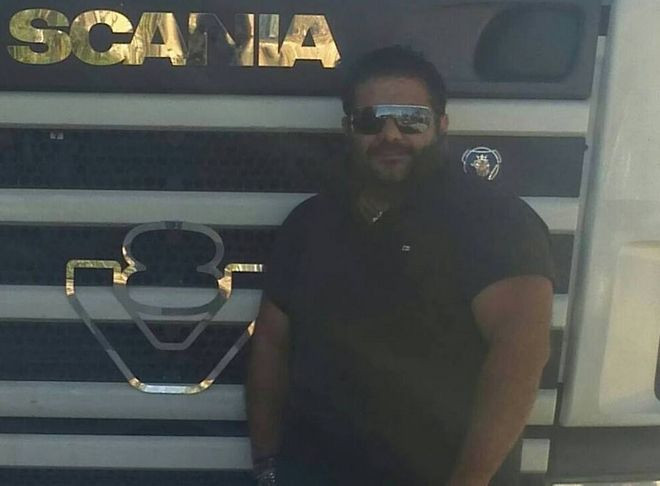 Συγκλονίζει η θεία του 38χρονου οδηγού νταλίκας στη Μάνδρα: «Στο Θριάσιο μετρούσαμε πτώματα και κάποιοι άλλοι μετρούσαν ψήφους στις κάλπες»